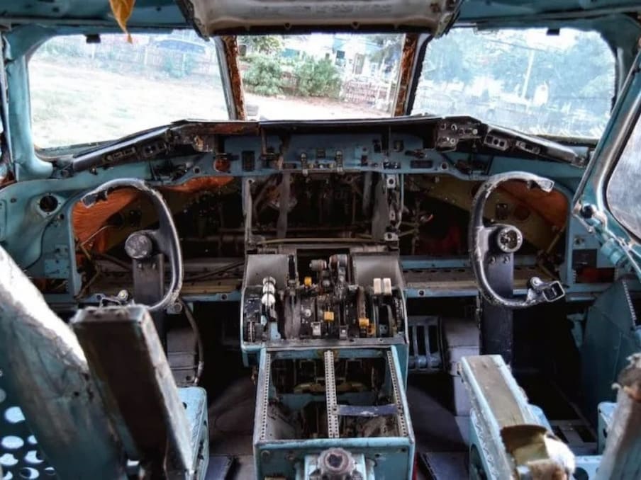 Graveyard of Plane, Thailand graveyard of planes